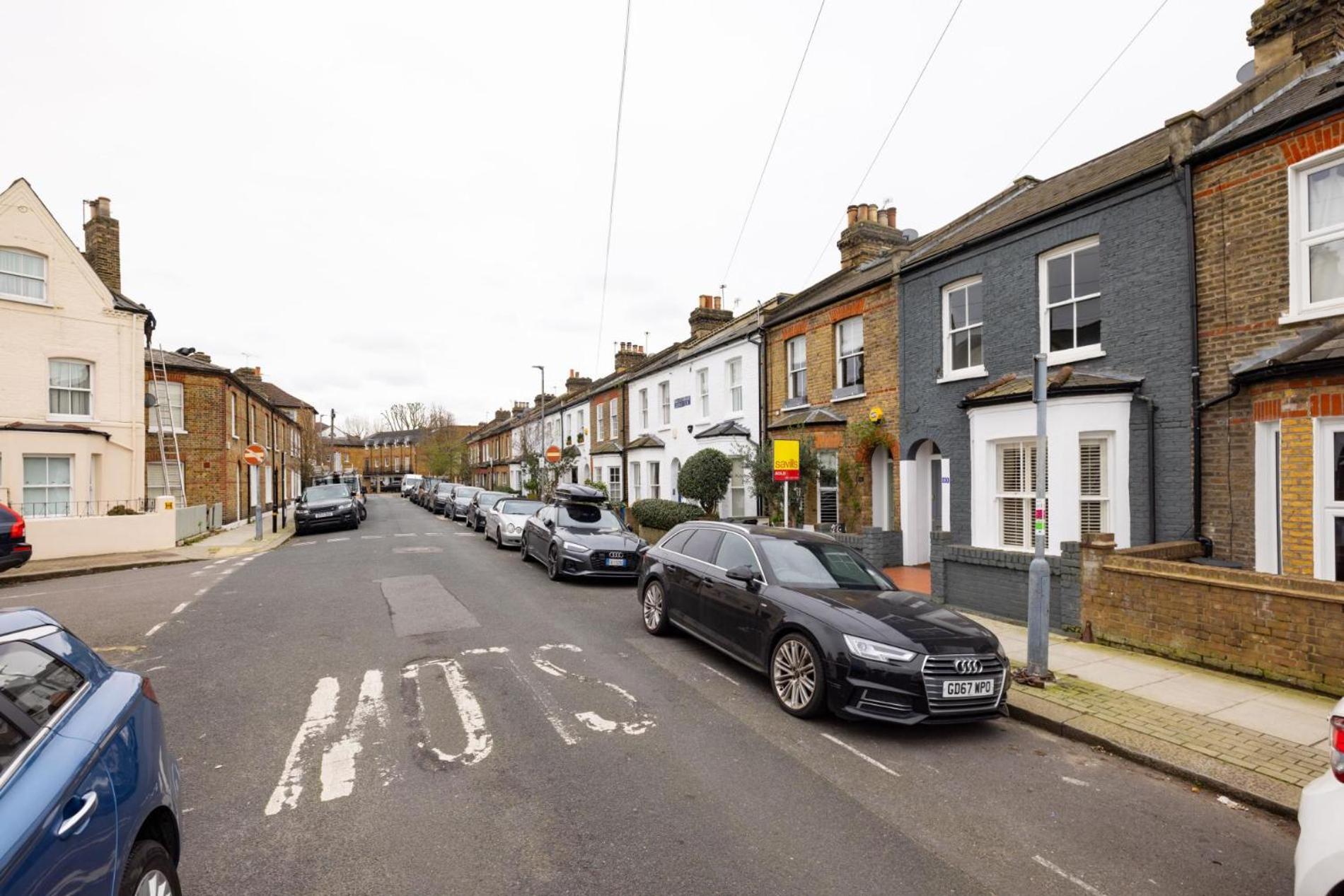 The Thames Embrace 3 Bedroom And Garden House In Battersea Londra