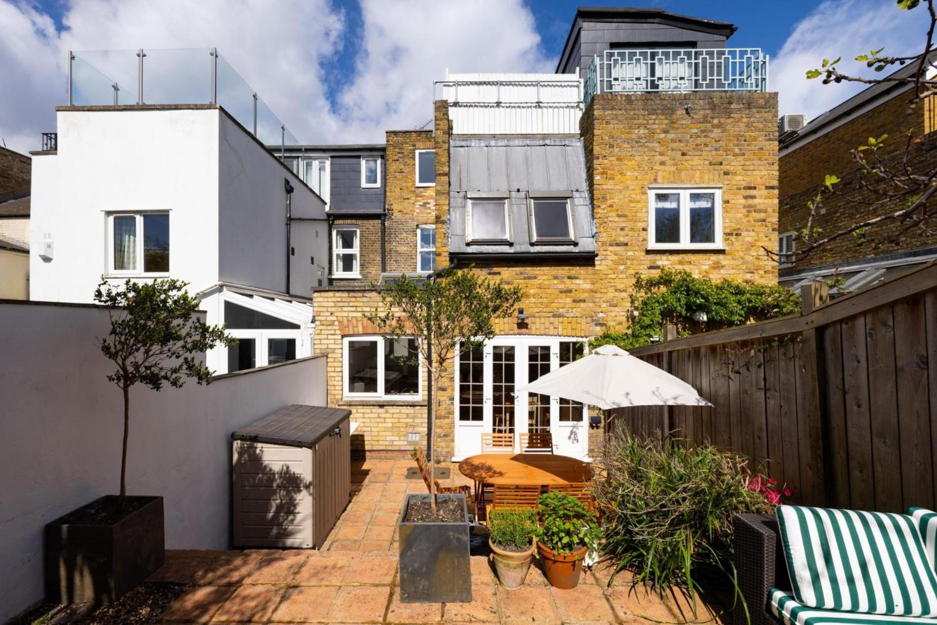 Appartamento The Thames Embrace 3 Bedroom And Garden House In Battersea Londra