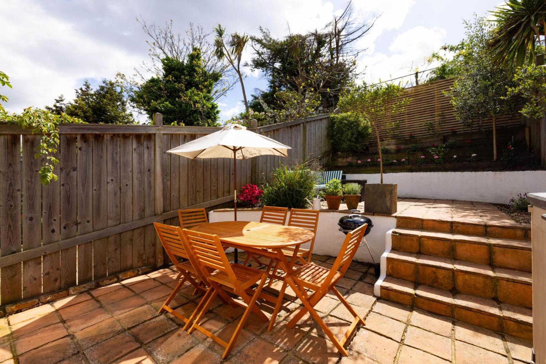 The Thames Embrace 3 Bedroom And Garden House In Battersea * Londra