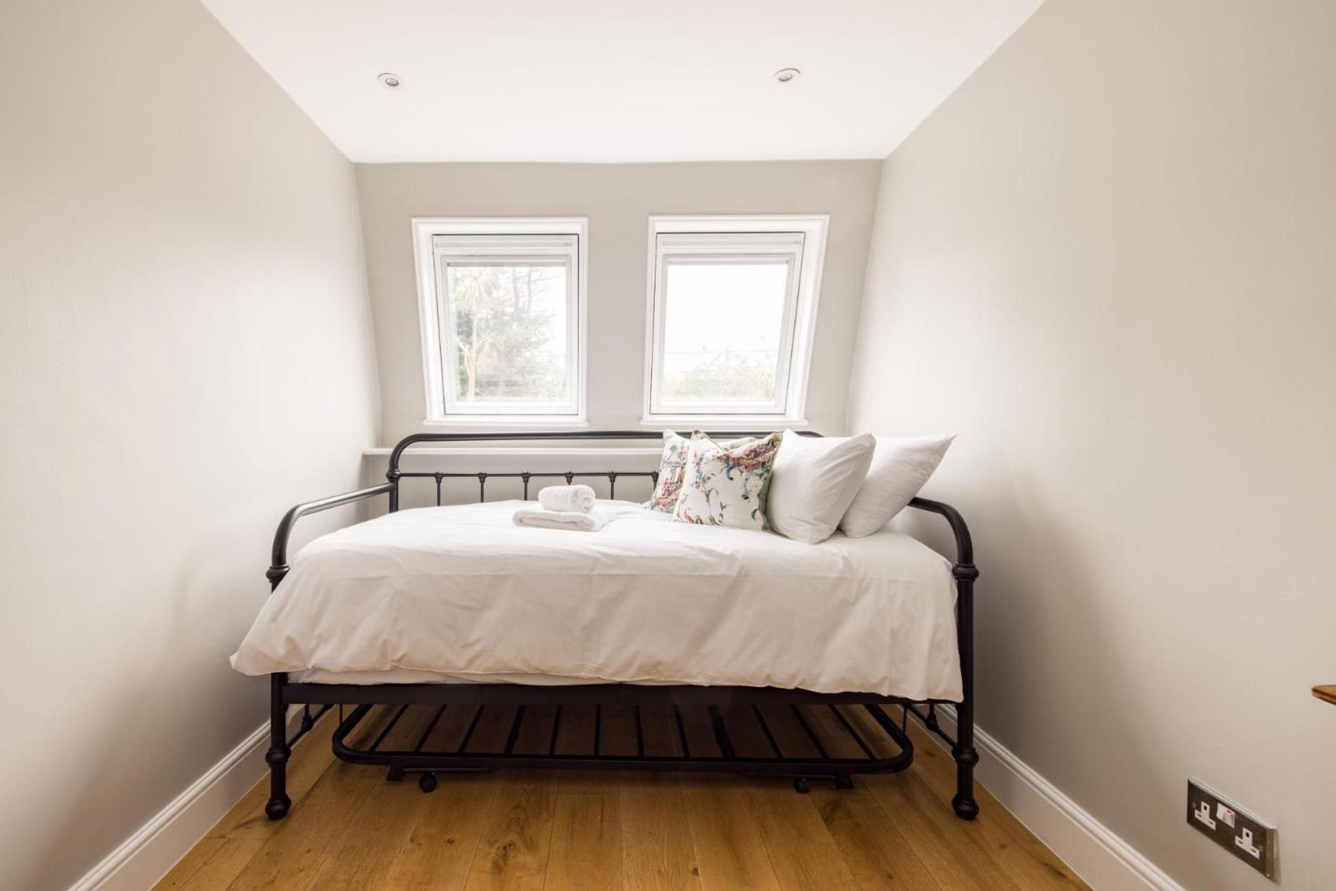 The Thames Embrace 3 Bedroom And Garden House In Battersea Appartamento