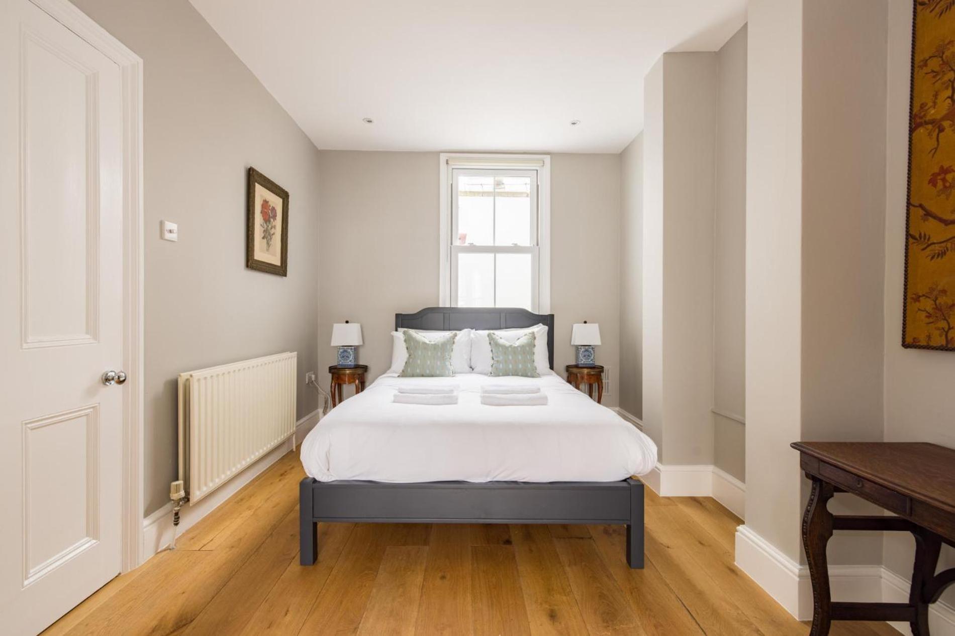The Thames Embrace 3 Bedroom And Garden House In Battersea * Londra