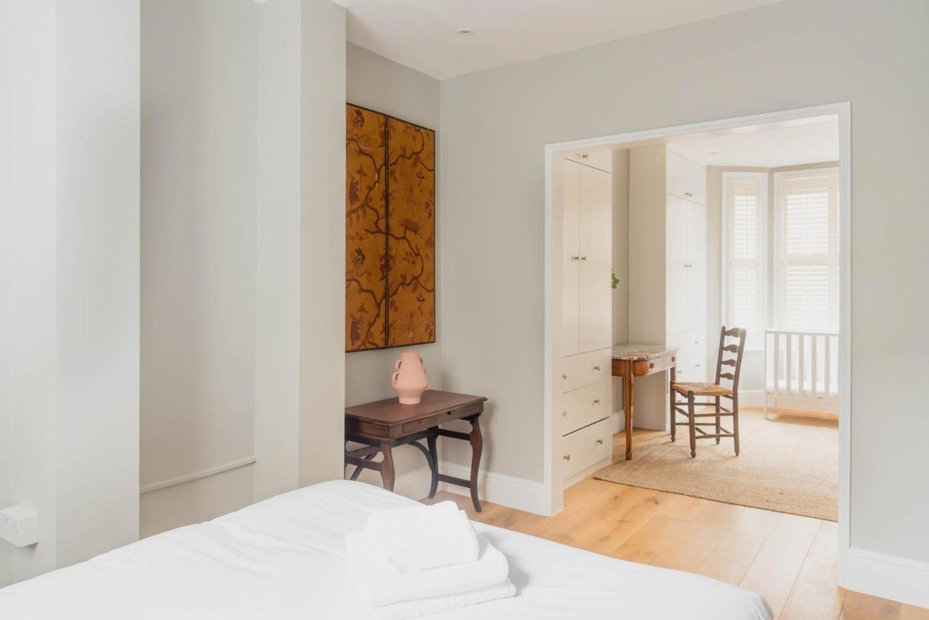 The Thames Embrace 3 Bedroom And Garden House In Battersea *